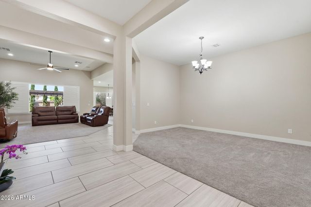 6072 S GRANITE Street, Gilbert, AZ 85298