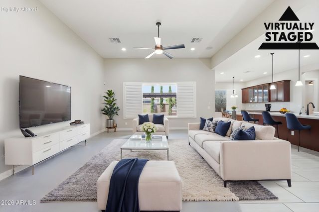 6072 S GRANITE Street, Gilbert, AZ 85298