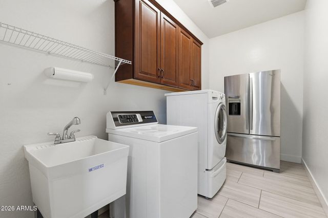 6072 S GRANITE Street, Gilbert, AZ 85298