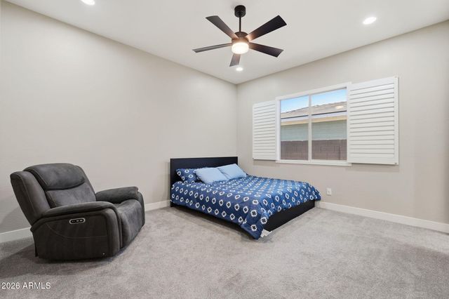6072 S GRANITE Street, Gilbert, AZ 85298