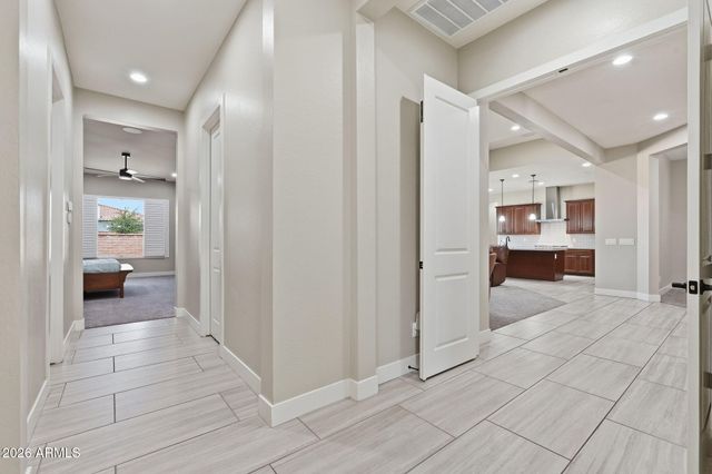 6072 S GRANITE Street, Gilbert, AZ 85298