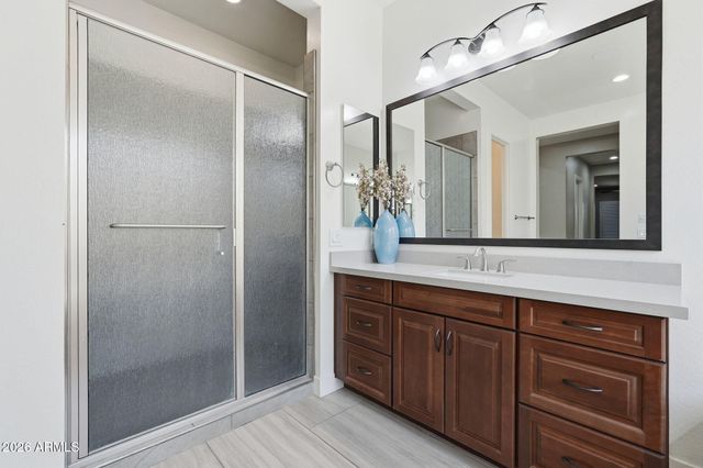 6072 S GRANITE Street, Gilbert, AZ 85298