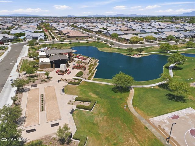 6072 S GRANITE Street, Gilbert, AZ 85298