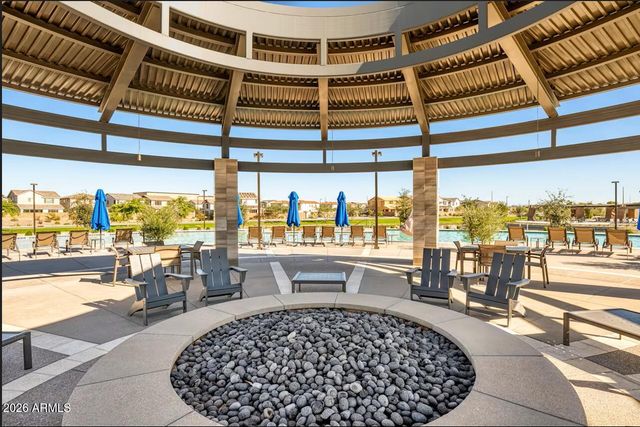 6072 S GRANITE Street, Gilbert, AZ 85298