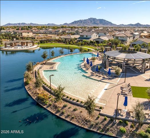 6072 S GRANITE Street, Gilbert, AZ 85298