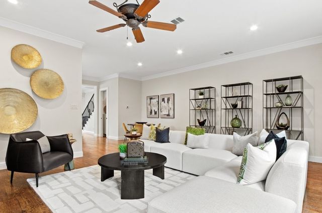 5622 martel Avenue A, Dallas, TX 75206