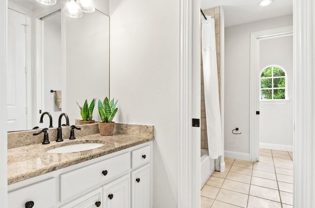 5622 martel Avenue A, Dallas, TX 75206