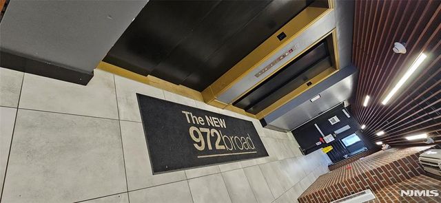 972 Broad Street LL 1, Newark, NJ 07102