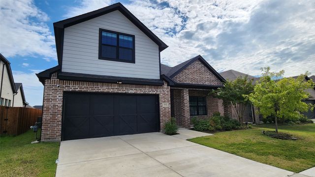 332 Braves Way, Lavon, TX 75166