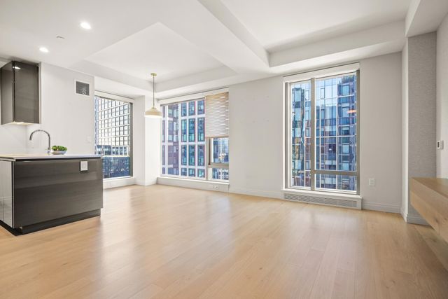 135 Seaport Blvd 1111, Boston, MA 02210