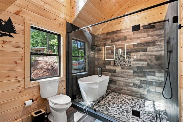 970 Mountain Oak Road, Ellijay, GA 30536