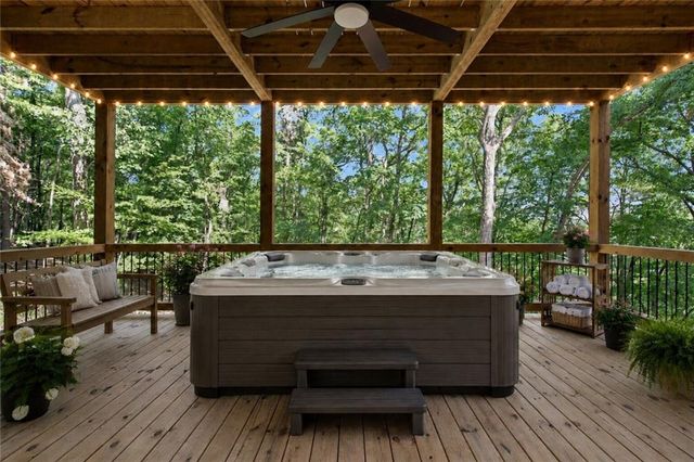 970 Mountain Oak Road, Ellijay, GA 30536