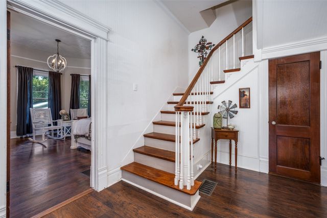 310 E Tarrant Street, Bowie, TX 76230