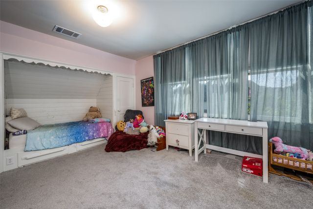 310 E Tarrant Street, Bowie, TX 76230