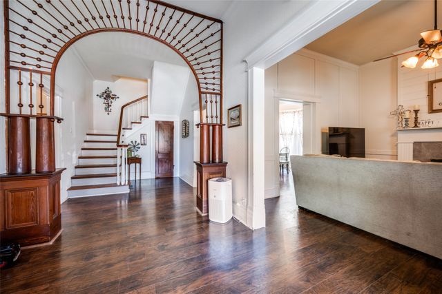 310 E Tarrant Street, Bowie, TX 76230