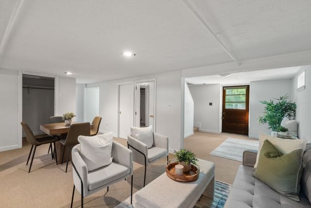 17 Paul Revere Road, Sharon, MA 02067