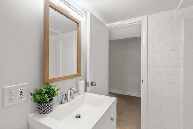 17 Paul Revere Road, Sharon, MA 02067