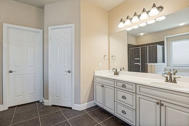 4503 Karen Drive, Mansfield, TX 76063
