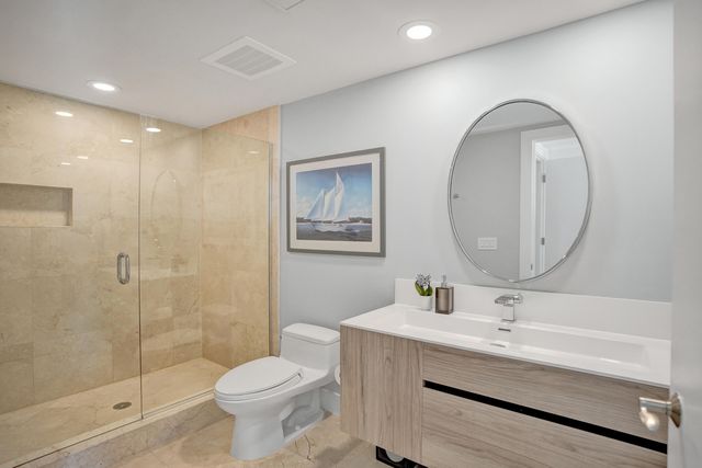 715 Bayshore Drive 902, Fort Lauderdale, FL 33304