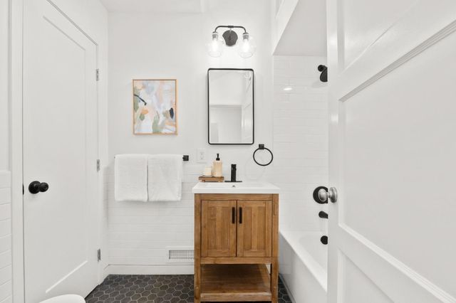 146 Westlawn Avenue, Daly City, CA 94015