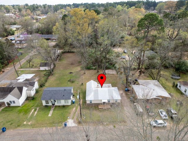 504 W Meredith St., Marshall, TX 75670