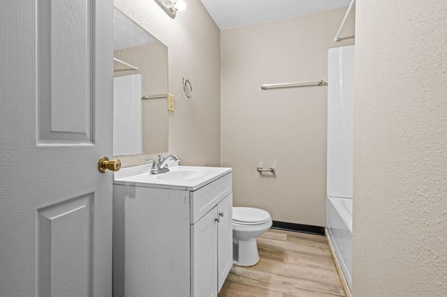 504 W Meredith St., Marshall, TX 75670