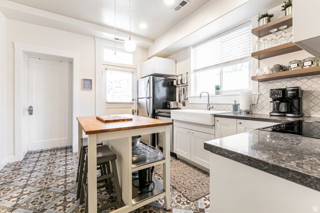 22 W 300 N, Salt Lake City, UT 84103