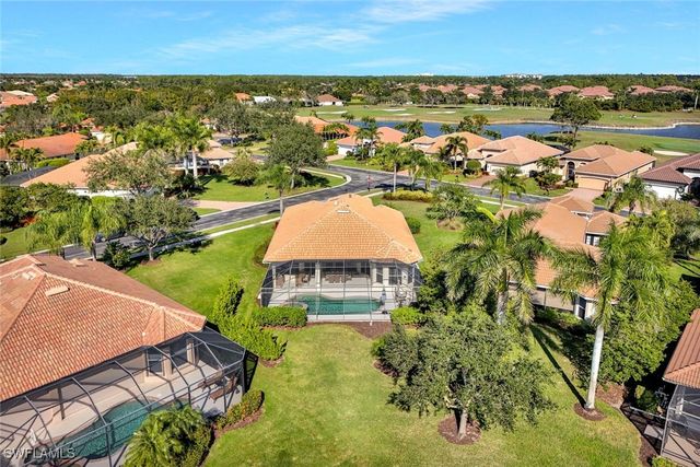 6972 Amen Corner CT, Naples, FL 34113