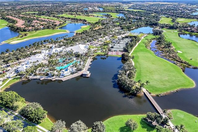 6972 Amen Corner CT, Naples, FL 34113