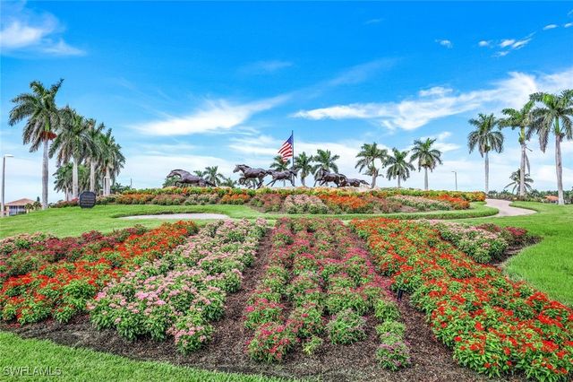 6972 Amen Corner CT, Naples, FL 34113