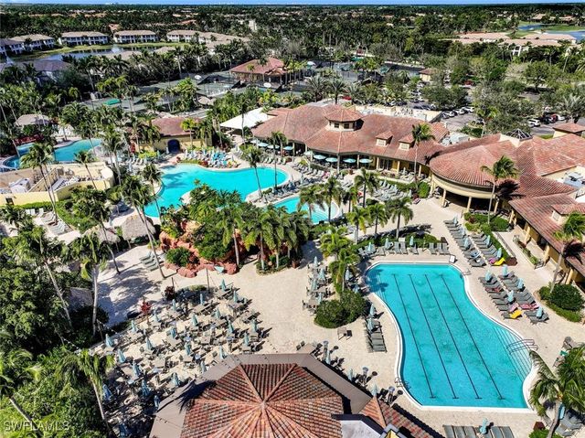 6972 Amen Corner CT, Naples, FL 34113