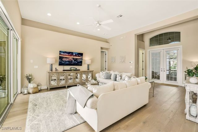 6972 Amen Corner CT, Naples, FL 34113