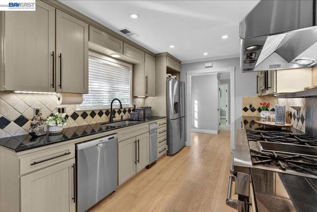 132 Metairie Pl, San Ramon, CA 94583