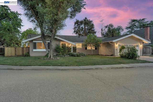 132 Metairie Pl, San Ramon, CA 94583