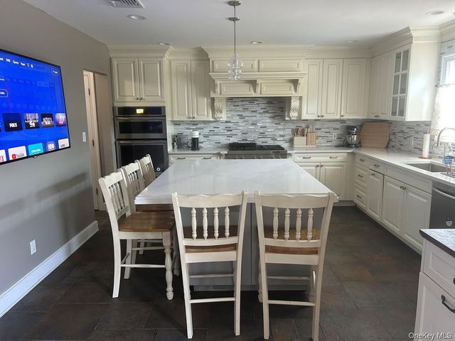 607 Nassau Street, Bellmore, NY 11710