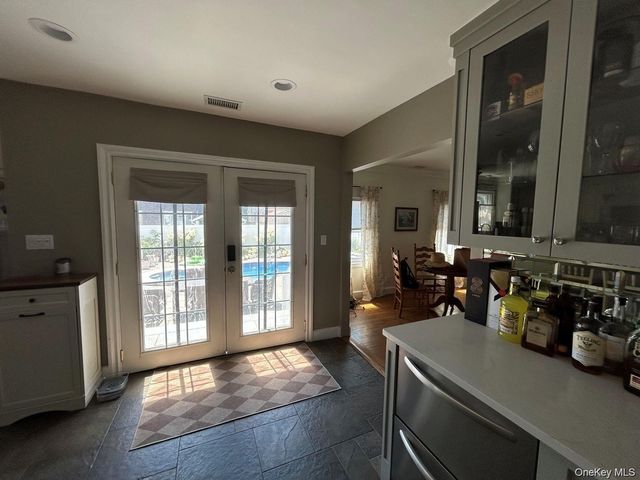 607 Nassau Street, Bellmore, NY 11710