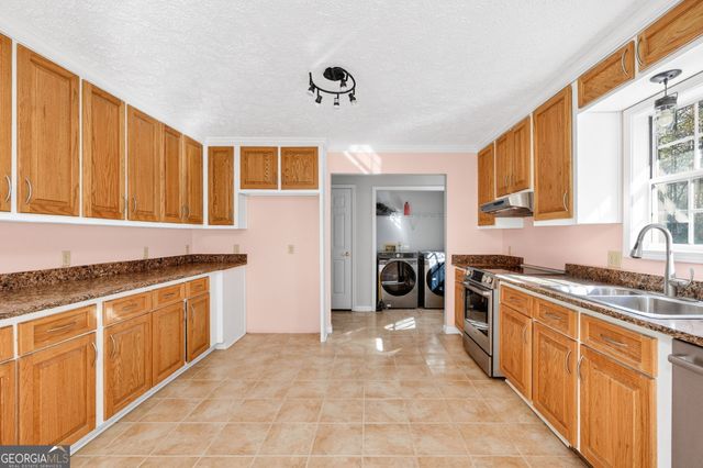 146 Commodore Drive NW, Milledgeville, GA 31061