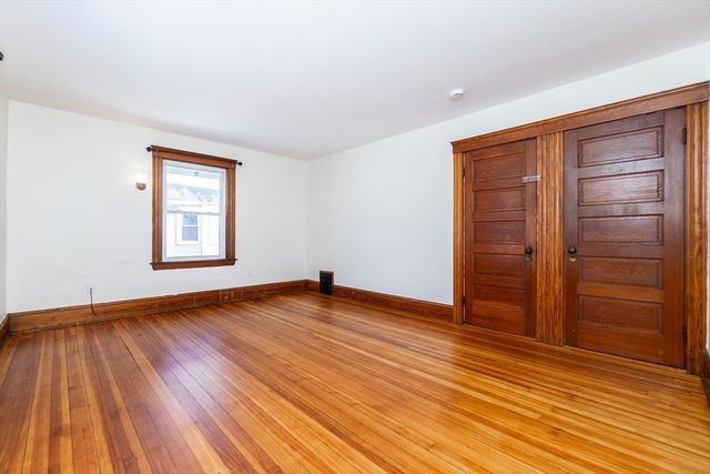 359 Concord St 1, Framingham, MA 01702