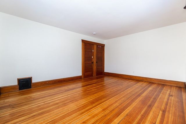 359 Concord St 1, Framingham, MA 01702