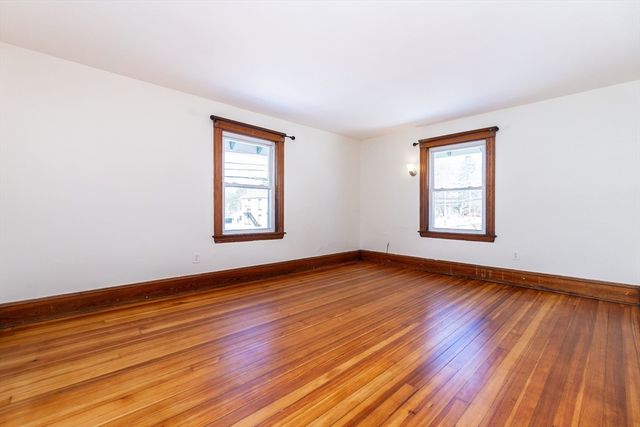 359 Concord St 1, Framingham, MA 01702