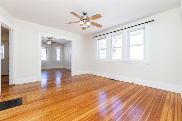 359 Concord St 1, Framingham, MA 01702