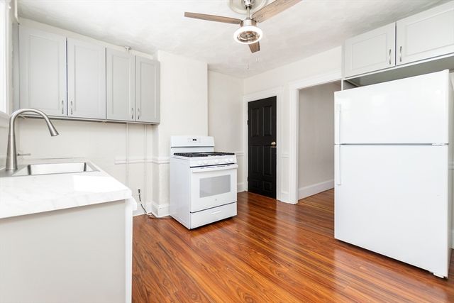 359 Concord St 1, Framingham, MA 01702