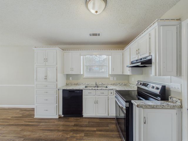 20 Fox Run Drive, Cabot, AR 72023