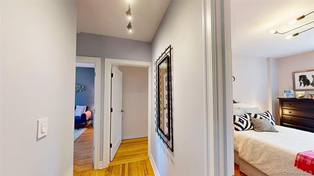 48-01 42nd Street 5D, Sunnyside, NY 11104