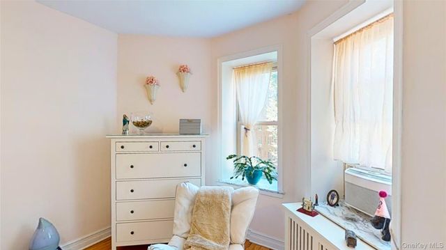 48-01 42nd Street 5D, Sunnyside, NY 11104