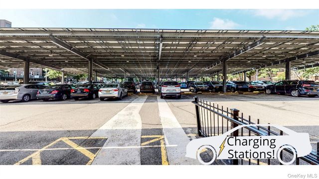 48-01 42nd Street 5D, Sunnyside, NY 11104