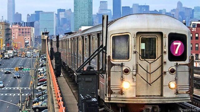 48-01 42nd Street 5D, Sunnyside, NY 11104