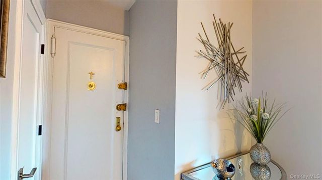 48-01 42nd Street 5D, Sunnyside, NY 11104