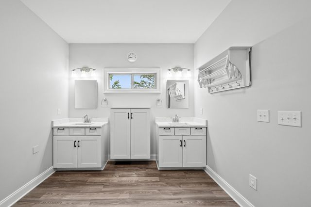 111 Englewood Drive, Inman, SC 29349