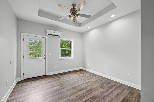 111 Englewood Drive, Inman, SC 29349